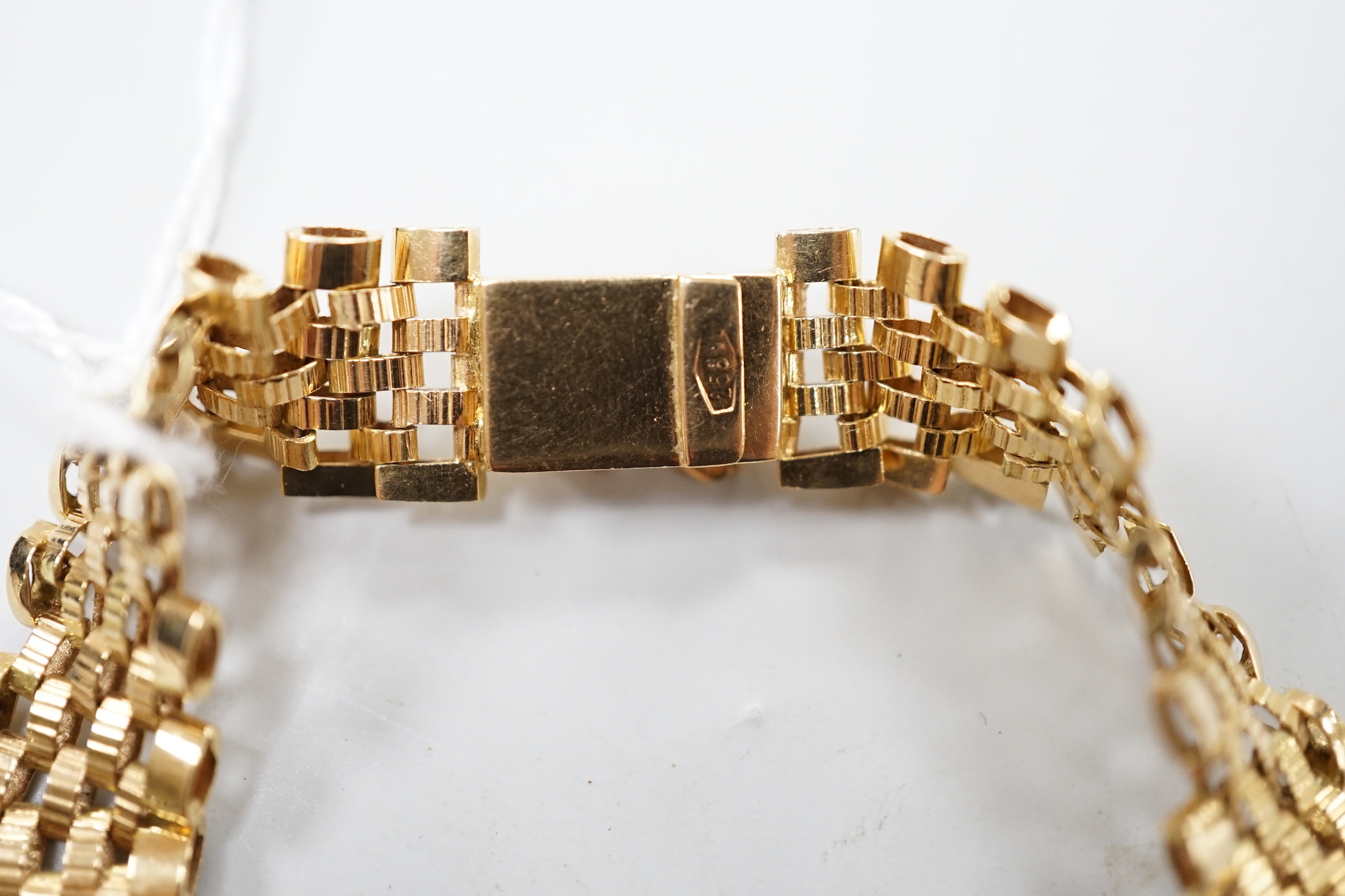 A 20th century Italian 750 necklace, 40cm, 32.6 grams.